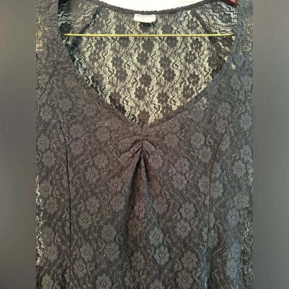 INTIMATELY FREE PEOPLE Black ALLURING Floral Lace Asymmetric Hem Skater SM Dress - Picture 6 of 10